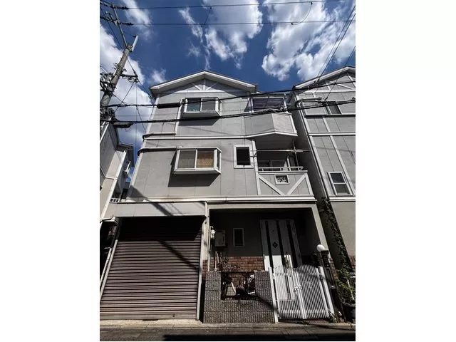 It is a highly convenient and quiet residential area♪