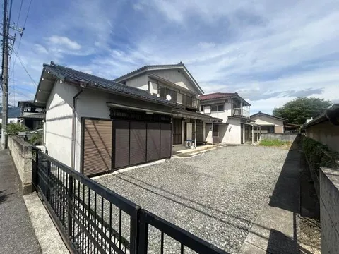 Kofu City, Sumiyoshi 2-chome (Kai Sumiyoshi Station) 2-story 6LDK