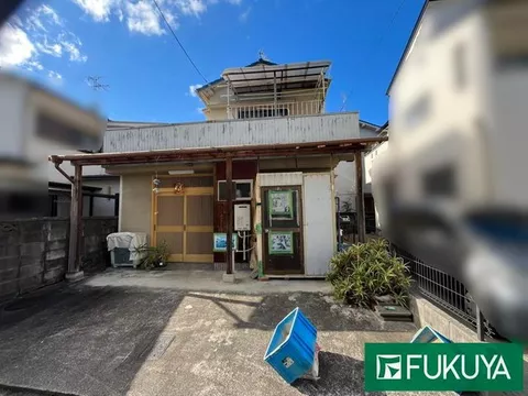 3,500,000 yen, Oaza Tsukiyama (Tsukiyama Station)