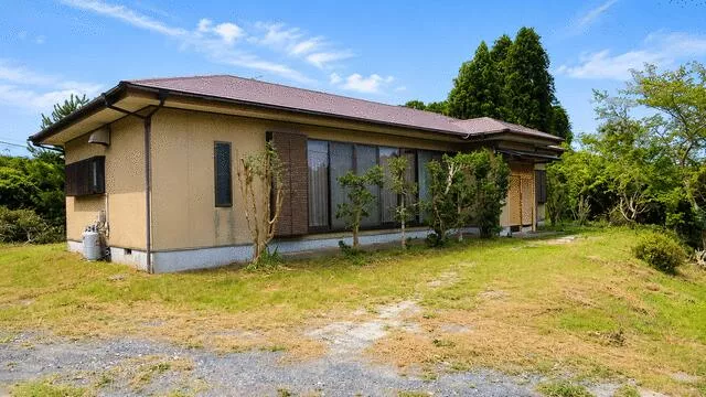 Isumi City, Misaki Town, Kamone (Chojamachi Station), 1 floor above ground, 1 basement floor, 5DK