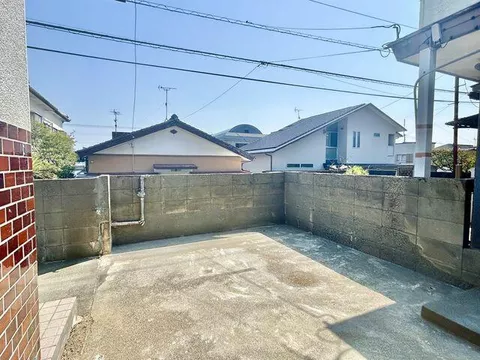 Kochi City, Kaganoui 2-chome (Iriame Station) 2-story 3LDK