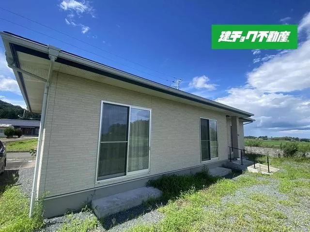 Spacious land over 96 tsubo! A popular single-story house that fulfills your ideal luxurious lifestyle♪