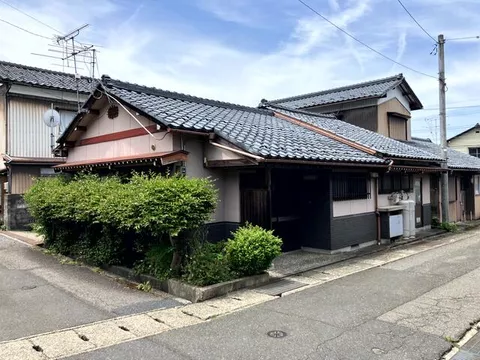 Sabae City, Funatsu Town 2-chome (Sundome Nishi Station) Single-story building 3DK