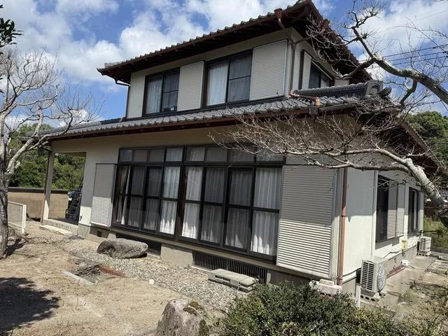 Lot area of 119 tsubo! Spacious 6DK with all rooms over 6 tatami mats!