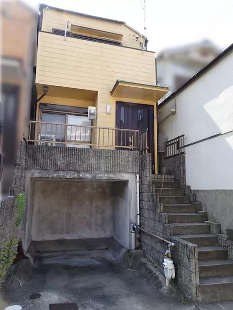 Kobe City Tarumi Ward Shioyatai 3-chome (Shioya Station) 2-story 4DK