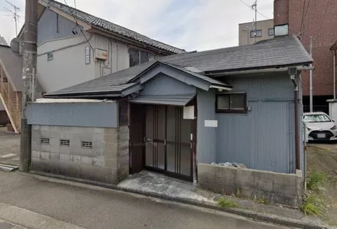 Takaoka City, Teizuka Town (Takaoka Station) single-story building 3DK