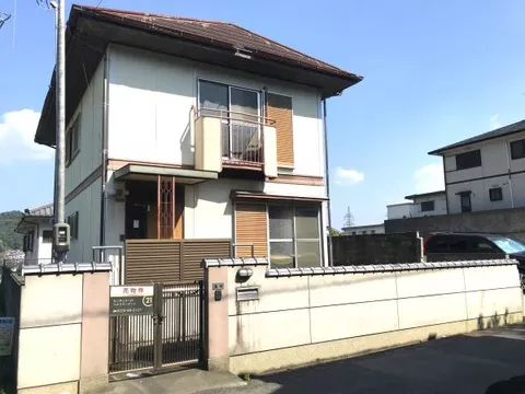 Ikoma County, Heguri Town, Kasugaoka 2-chome (Tatsutagawa Station) 2-story 5DK