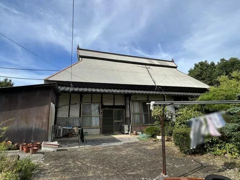 Nakatsu City, Oaza Kamiikenaga (Higashi-Nakatsu Station), single-story building, 6DK
