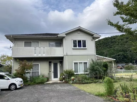 2F 6SLDK, Oaza Gamo, Iwami-cho, Iwami-gun

8,000,000 yen