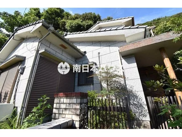 6 minutes on foot to Higashitaniyama Elementary School! 4DK with a garage