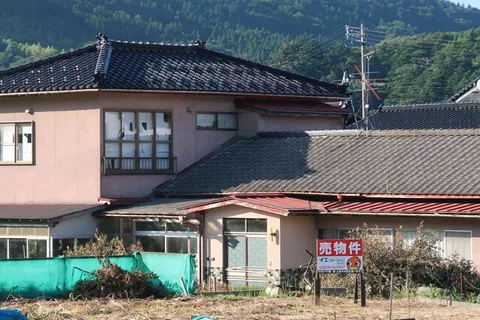 Tsuruoka City, Sanze (Sanze Station) 2-story 10DK