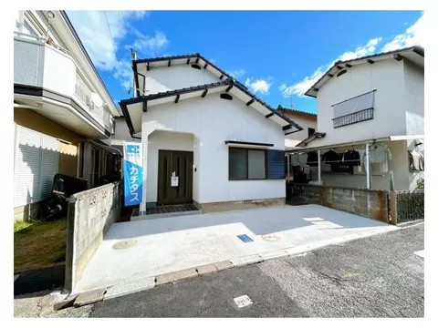 [Open House Held] Interior and exterior renovation / Move-in available within the year / Water facilities replaced / Garden space available