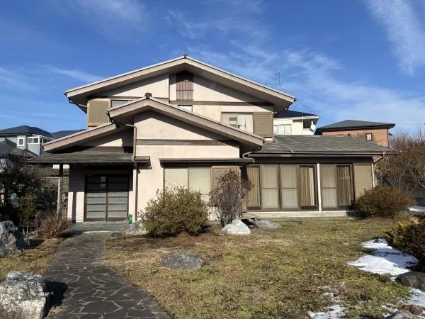 Hachinohe City, Oaza Shirogane, Nakahira (Shirogane Station) 2-story building 6SLDK