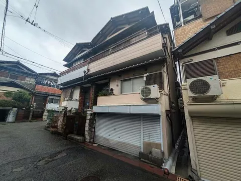Nishinari Ward, Osaka City, Tsumori 3-chome (Nishitenka Chaya Station) 3-story 4DK
