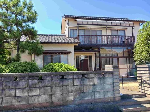 Toyama City Tsukimi Town 2-chome (Kaihatsu Station) 2-story 6DK