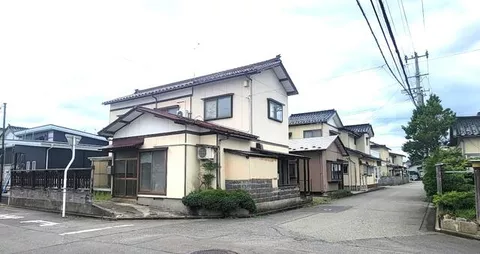 Sakata City, Eki Higashi 1-chome (Sakata Station) 2-story 6K