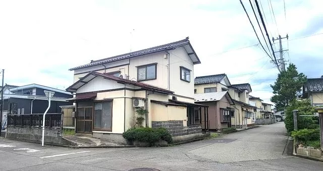 Sakata City, Eki Higashi 1-chome (Sakata Station) 2-story 6K