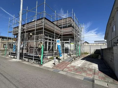 Open house held / Under renovation / Habashiro Sawada, parking for 3 cars / 9 minutes on foot to Aburakawa Elementary School