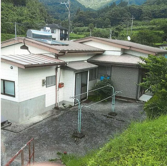 Nishi-usuki-gun Takachiho Town, Oaza Shimono (Nobeoka Station) 1-story 4LDK