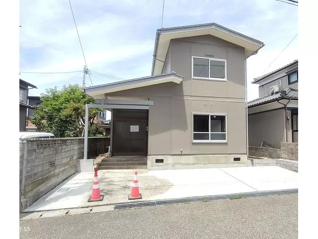/ Significant price change!! / Daiwa House custom-built home! City gas area!