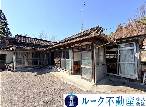 Used single-family home in Yonkura Town, single-story building