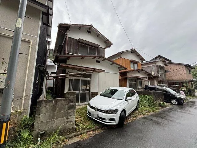 Uwajima-shi, Uwajima Warei-motomachi 4-chome (Uwajima Sta.) 2F 3DK

5.8 million yen