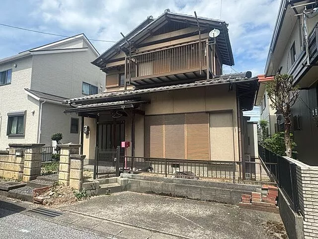 Used single-family home in Nakayabu-cho, Hikone City