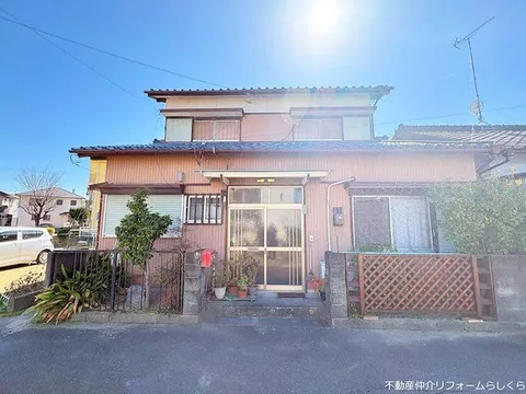 ■ 3-minute walk from "Otokawa" Station ■ Spacious south-facing garden & south-facing balcony! Great sunlight