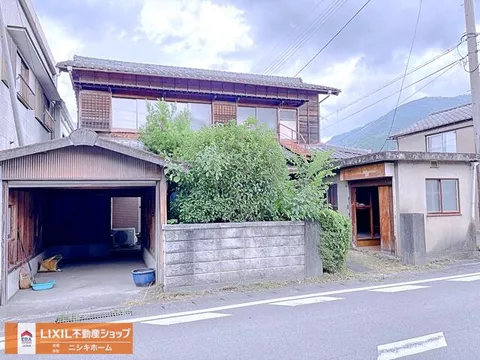 Yoshinogawa City, Kawashima Town Kuwamura