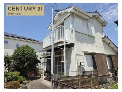 Quiet residential area☆彡 Used house with electric shutter♪