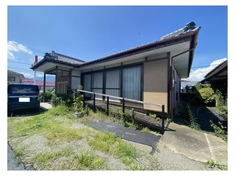 12.8 million yen in Magata (Kobayashi Station)