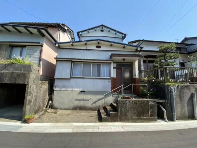 Edagawa, Ino Town, Agawa District - 2-story 4K (Yashiro-dori Station) 5 million yen