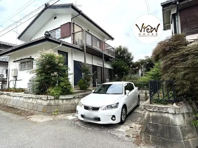 Start a new life that is safe and comfortable with lively conversations on the living room stairs!! ■ 3 minutes on foot from Minami Ko.