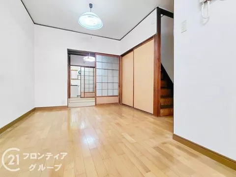 Quiet residential area + Immediate viewing available! ■ Super Konomiya about a 3-minute walk, convenient shopping location