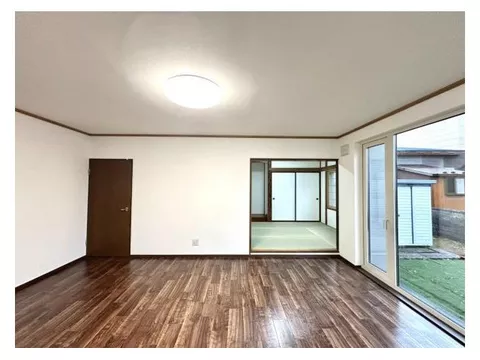 【Open House Held】【Renovated・Move-in Available Within the Year】Mainly renovated interior