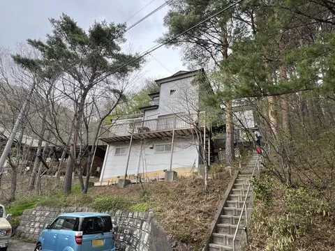 October 1970 (Built 55 years and 5 months)