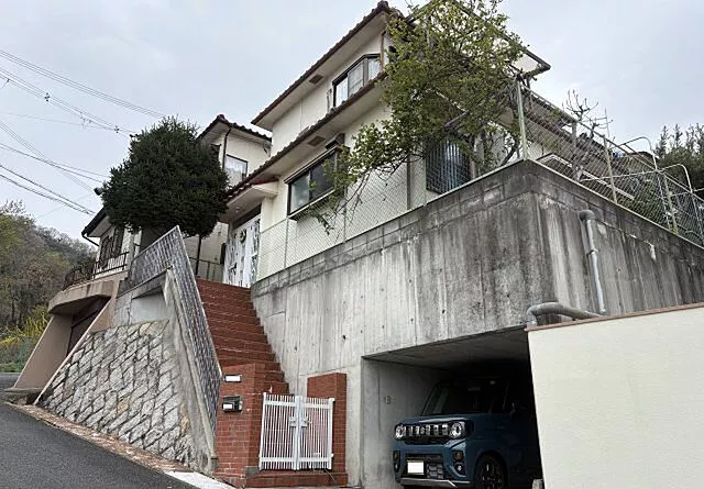 Used single-family home in Yamate-cho, Higashi-Osaka, all-electric house with land of 37 tsubo included