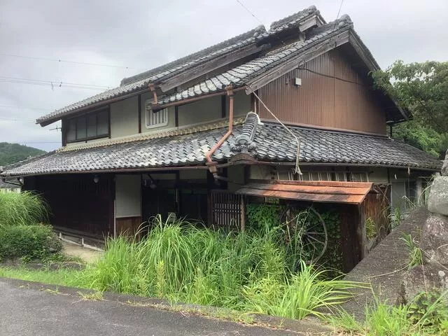 Yoshino County, Yoshino Town, Oaza Shiga (Yamato Kamiichi Station) 2-story 5DK