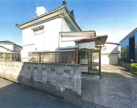Oyamacho 2-chome, Tsuruoka City 2-story building 7DK