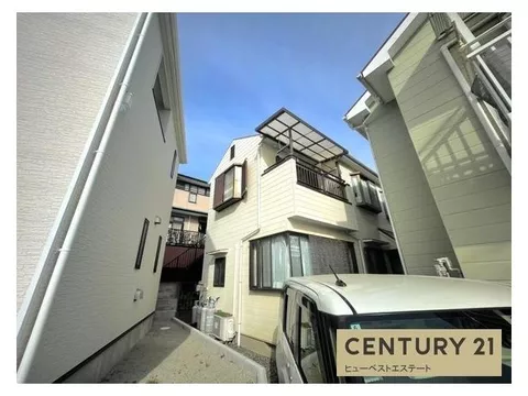 ☆Searching for your ideal home with Hubest Estate☆3LDK with storage in every room, close to the station - Image 1