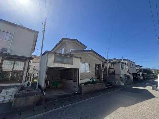 2F 4K, Dobihashi-cho, Kaga-shi, Kaga (Dobihashi station)

2F 2,000,000 yen