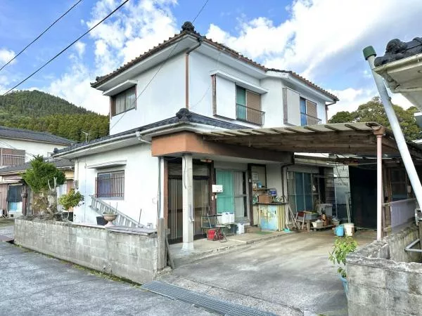 Kirishima City Hayato Town Uchiyamada (Hayato Station) 2-story 5DK