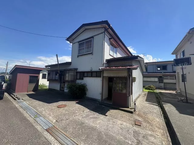 Joetsu City, Onuki 4-chome (Takada Station) 2-story building 5DK