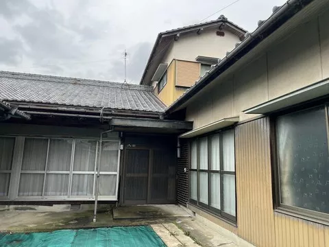 Mitoyo City, Takuma Town Matsuzaki (Takuma Station) 2-story building 9DK