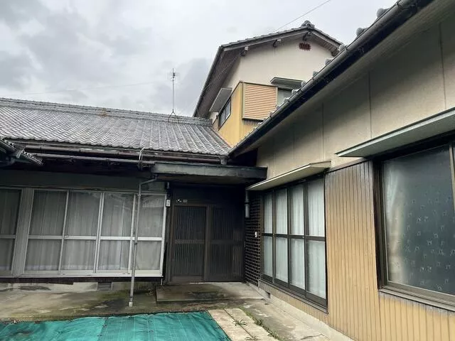 Mitoyo City, Takuma Town Matsuzaki (Takuma Station) 2-story building 9DK