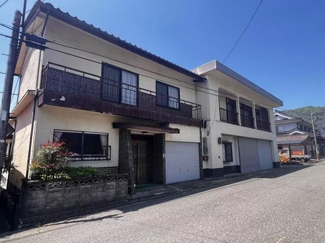 Sera-gun, Sera-cho, Oaza Uzuto (Bingo Mikawa Station) 2-story 9SLDK
