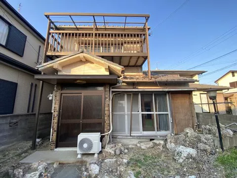 Wakayama City, Shimahashi Nishino-cho (Higashi Matsue Station) 2-story 4DK
