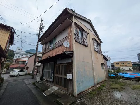 Owase City, Minato Town (Owase Station) 2-story 5K