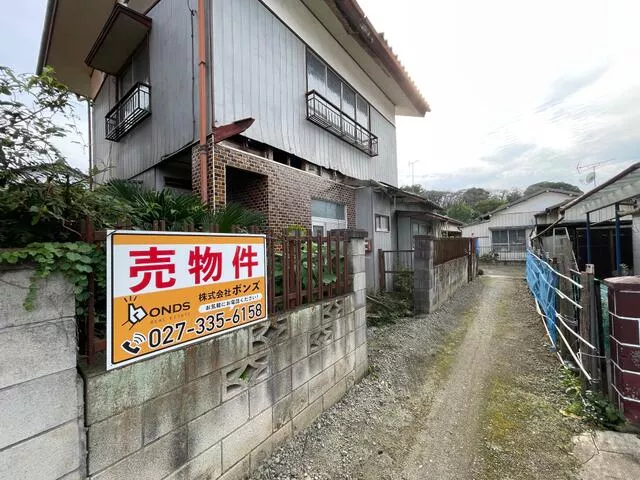 Tomioka-shi, Shichikaichi (Jyoshu Shichikaichi Station) 2F 4DK

2,000,000 yen