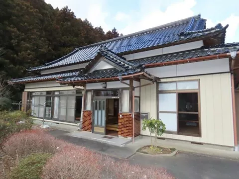 Aza Sawada, Ainoya, Ishinomaki-city, Miyagi 6DK

Aza Sawada, Ainoya, Ishinomaki-shi, Miyagi